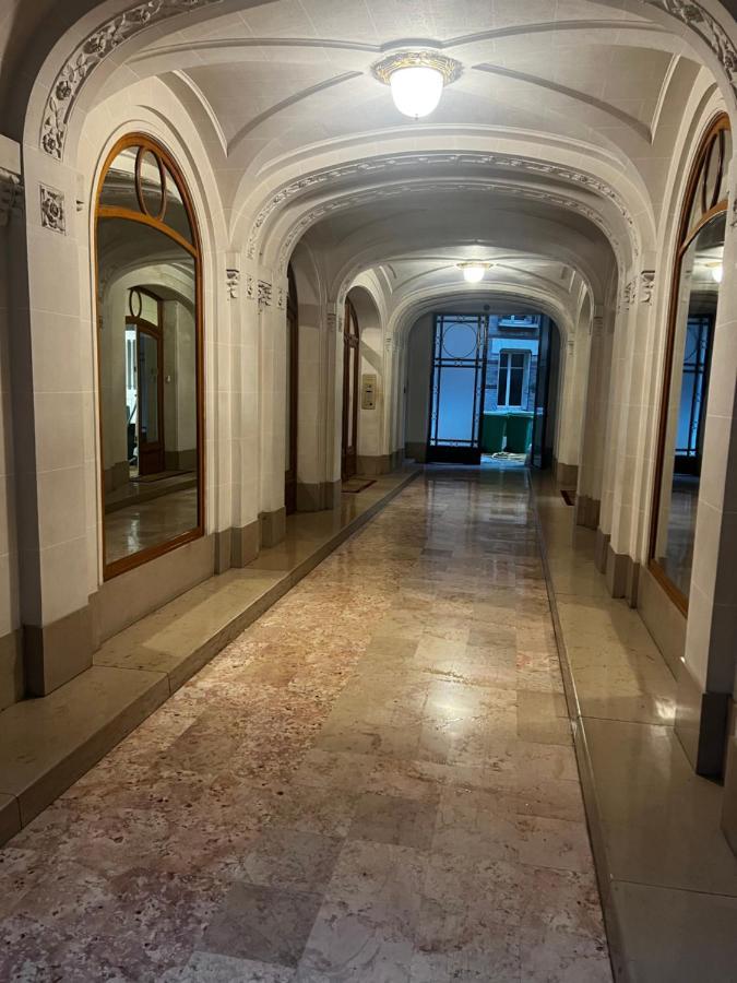 Sous Les Toits De Paris Trocadero Lejlighed Eksteriør billede
